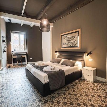 Palazzo Paladini - Luxury Suites In The Heart Of The Old Town Пицо Екстериор снимка